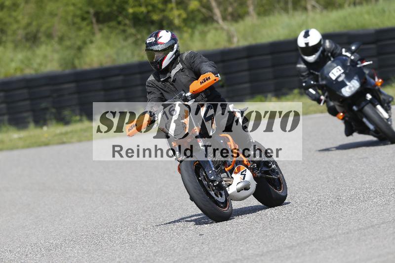 Archiv-2025/09 22.04.2025 Cornu Master School ADR/gruen-vert/16